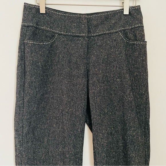 *DONATED* WHBM Cropped Ankle Pants Charcoal Grey w/ White Stitching Details - Picture 6 of 14